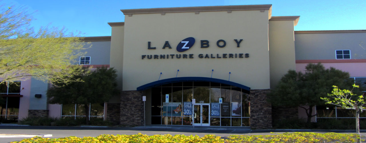 04 – LaZboy – Ann & 95